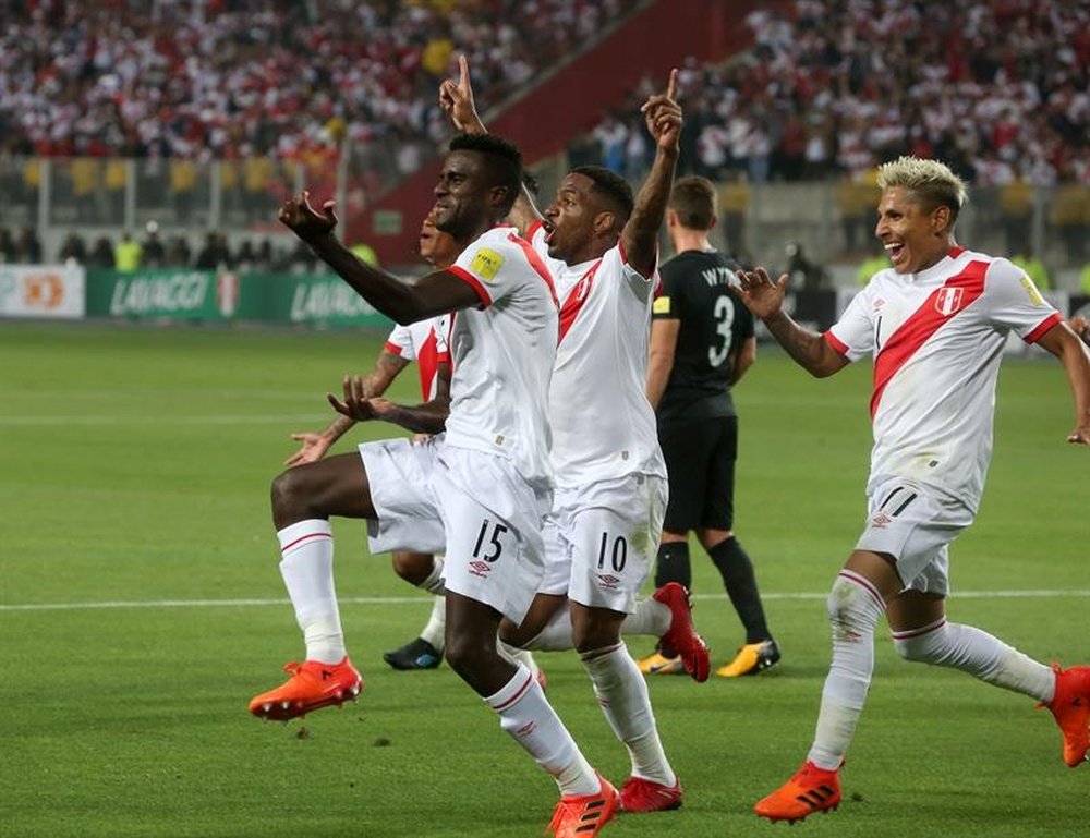 Así queda la repesca intercontinental para el Mundial 2022. EFE