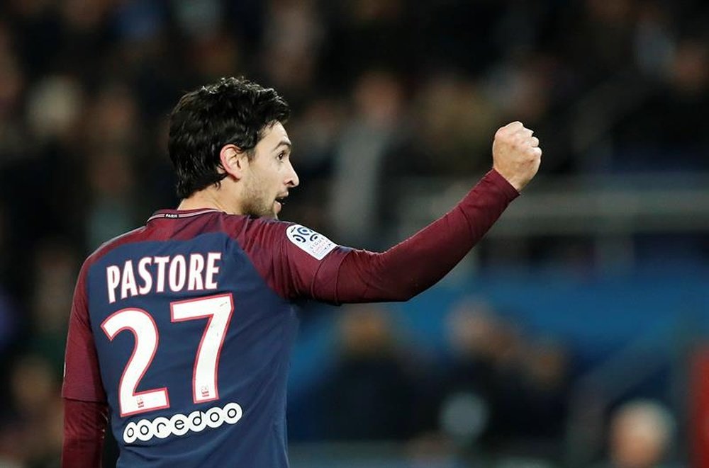 Javier Pastore has just four starts in Ligue 1 for PSG this season. EFE/EPA