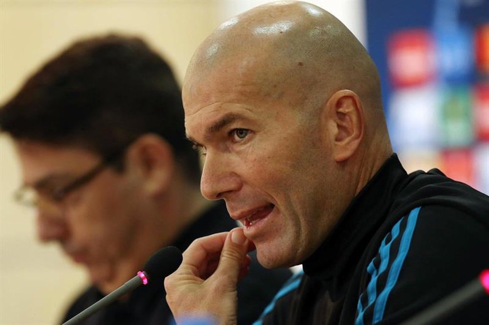 Zidane se mostró contento en rueda de prensa. EFE