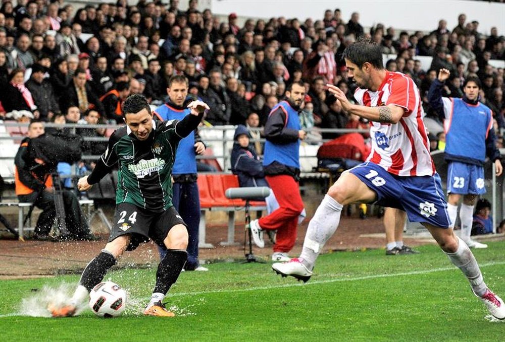 El Betis ganó cinco de sus seis enfrentamientos contra el Girona. EFE