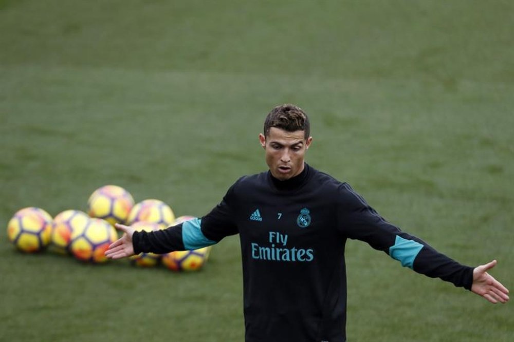 Ronaldo wants three new signings. EFE