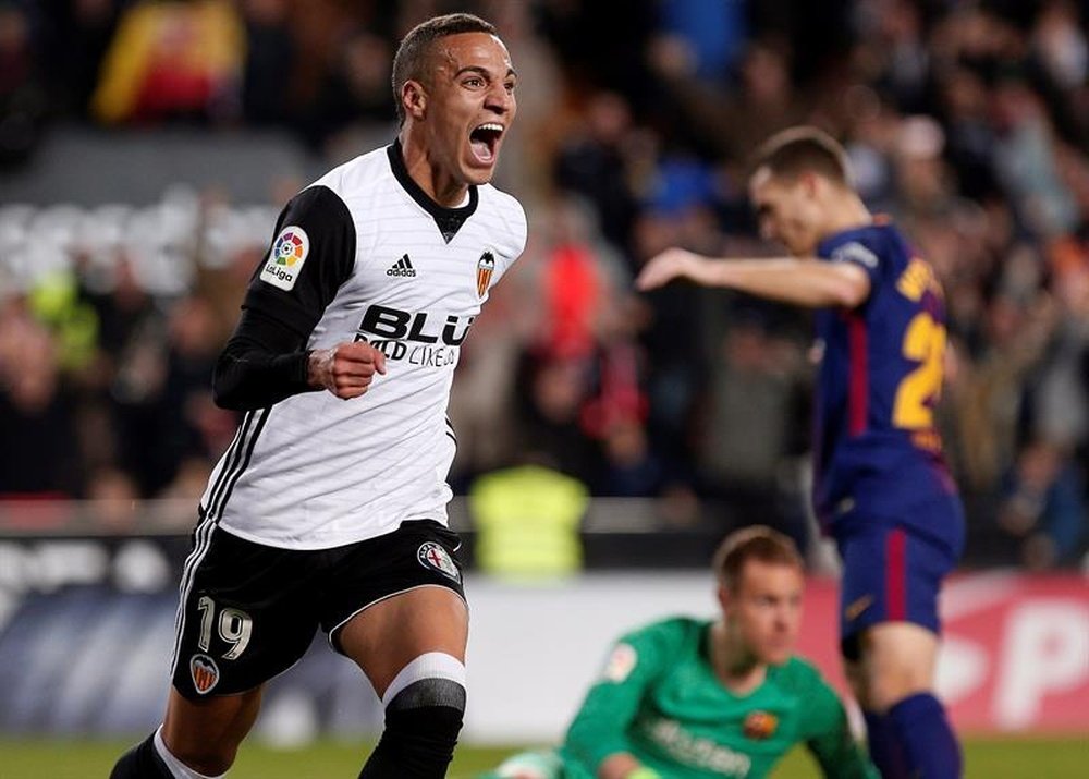 Rodrigo ofreció sus impresiones sobre el Valencia-Barça. EFE/Archivo
