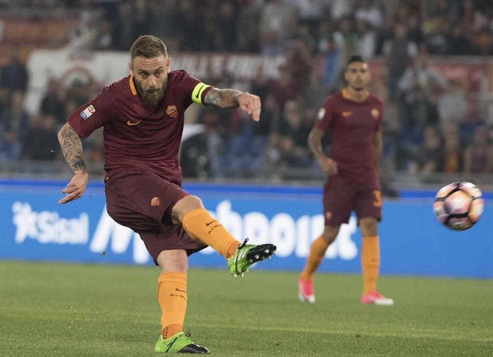 Roma skipper De Rossi gets two-match ban. EFE