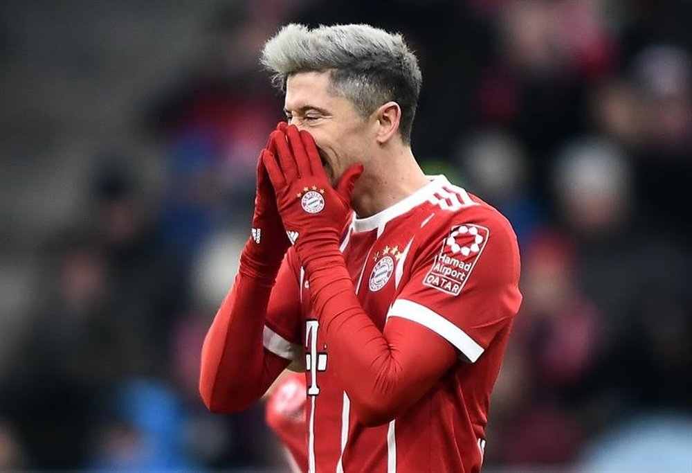 Lewandowski estaría valorando jugar en la MLS en un futuro. EFE/EPA