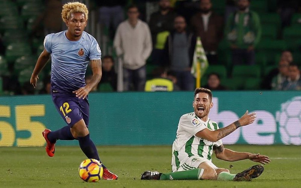 Douglas Luiz jugará de nuevo en el Girona. EFE/Jose Manuel Vidal