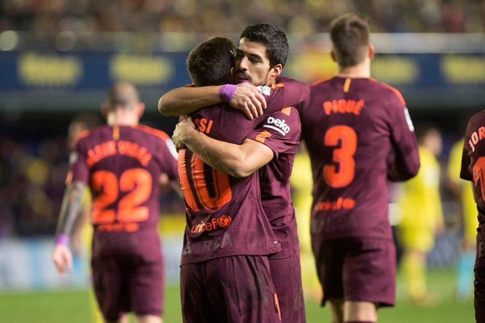 Messi y Suárez hicieron los tantos del Barça. EFE