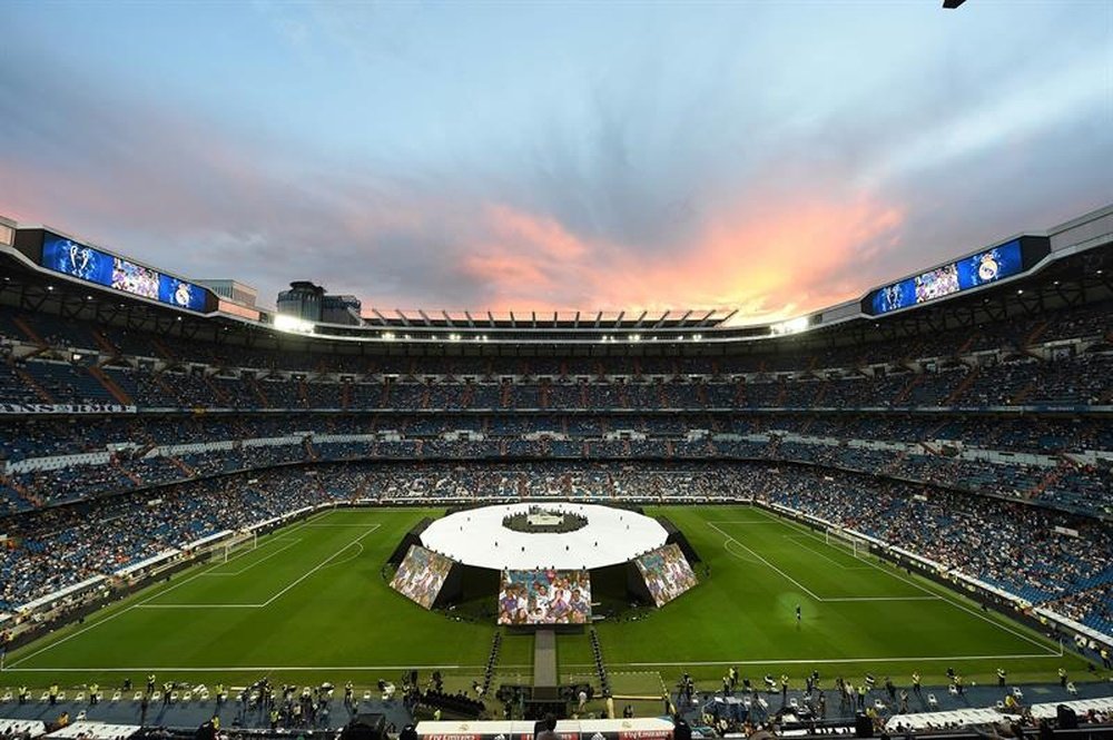 O Bernabéu já foi inaugurado há 70 anos. EFE