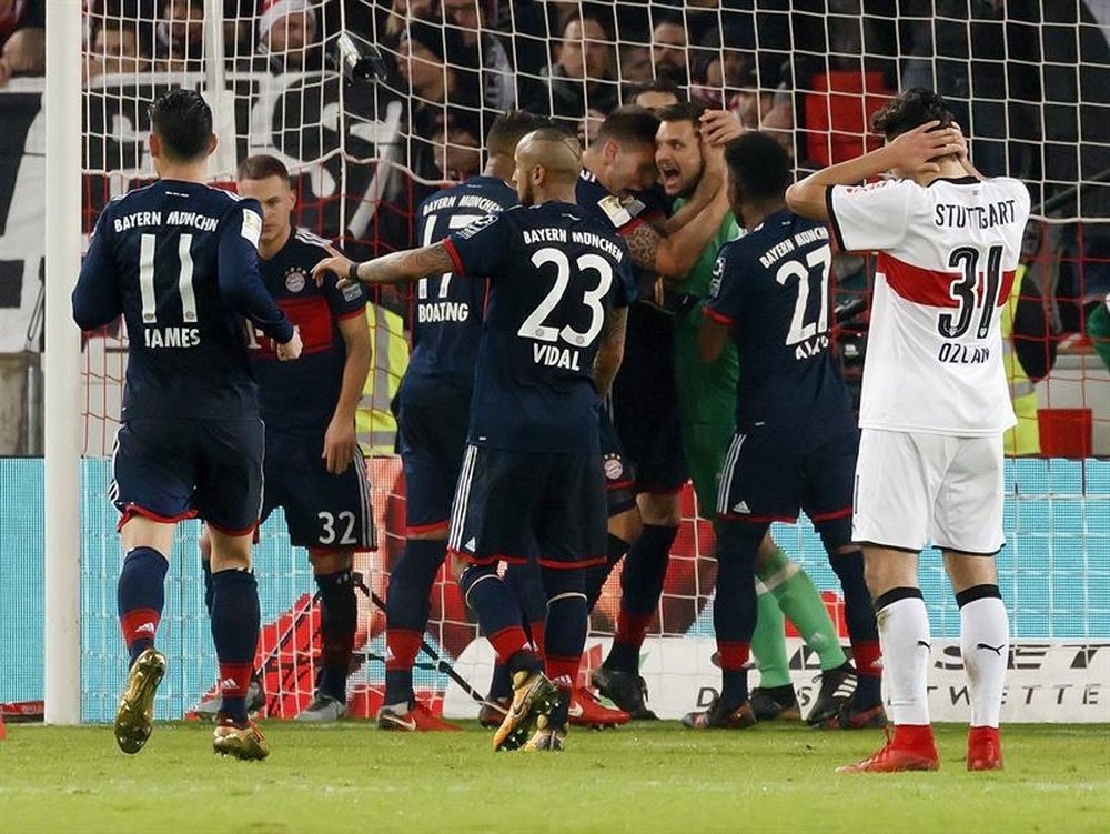 O Bayern venceu por 0-1 na visita ao Stuttgart. AFP