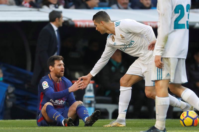 König“ Ronaldo verschärft Messis Krise – und springt ihm dann zur Seite -  GrenzEcho