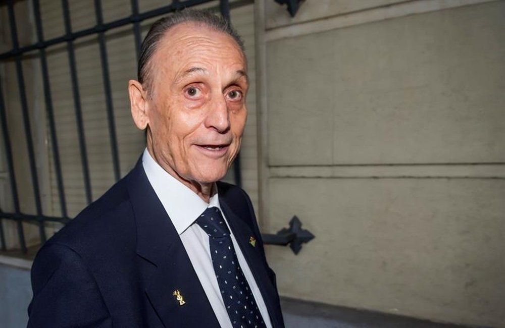 El expresidente del Betis Manuel Ruiz de Lopera. EFE/Archivo