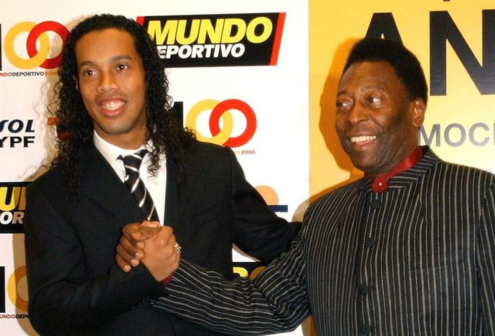 Pelé não esqueceu Ronaldinho. EFE