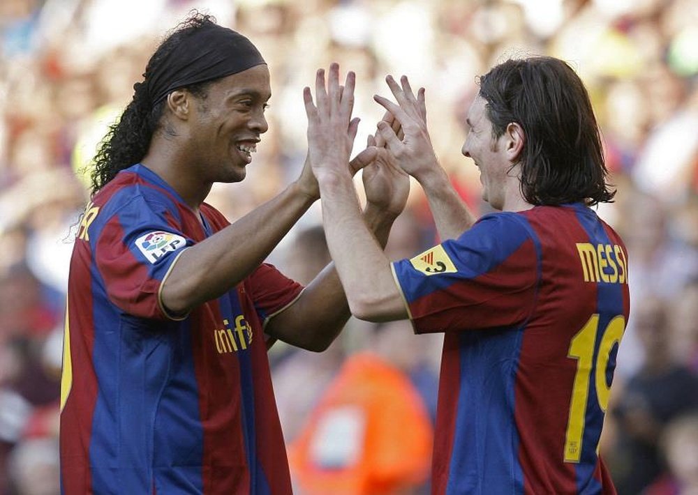 Ronaldinho no ocultó su felicidad por Messi. EFE