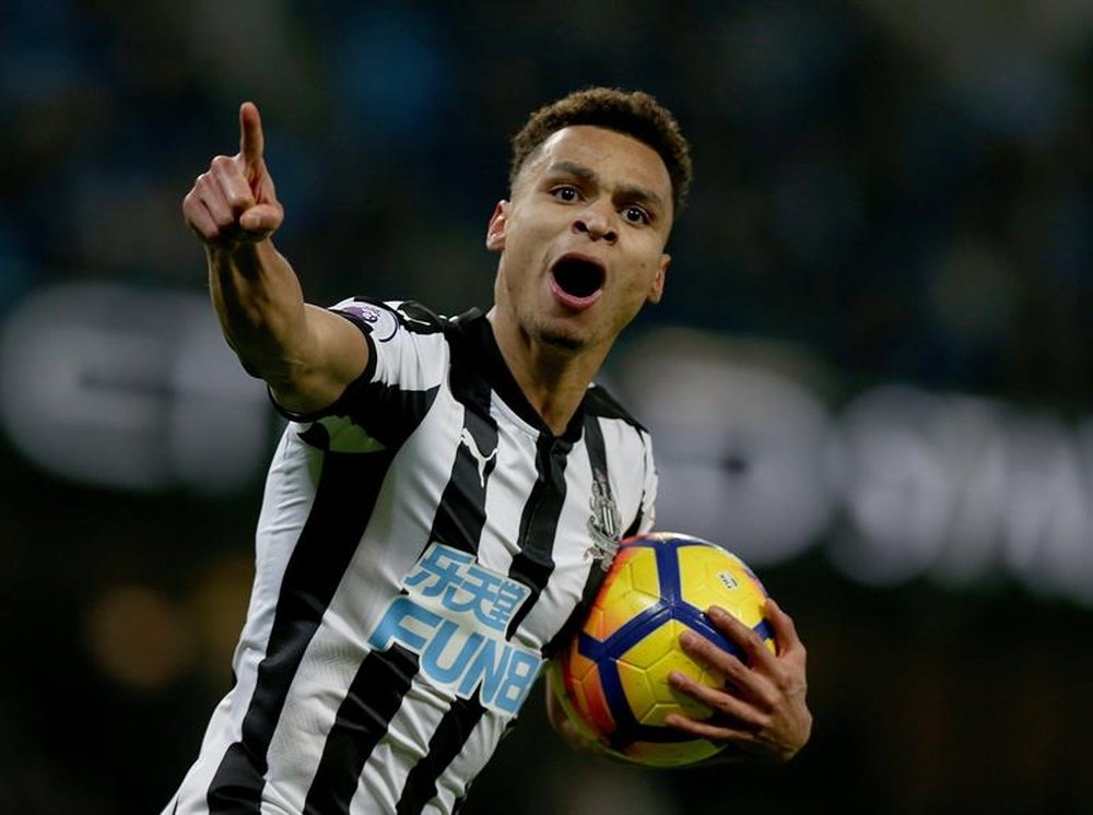 Jacob Murphy after scoring against Manchester City in Newcastle's last league outing. EFE