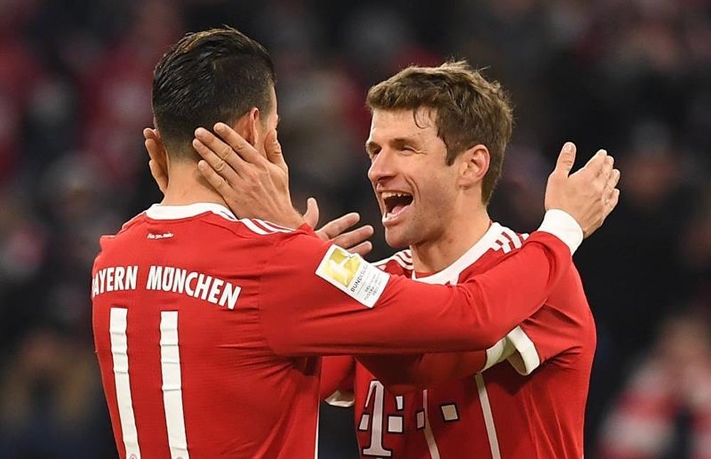 Müller y Lewandowski resolvieron la papeleta. EFE