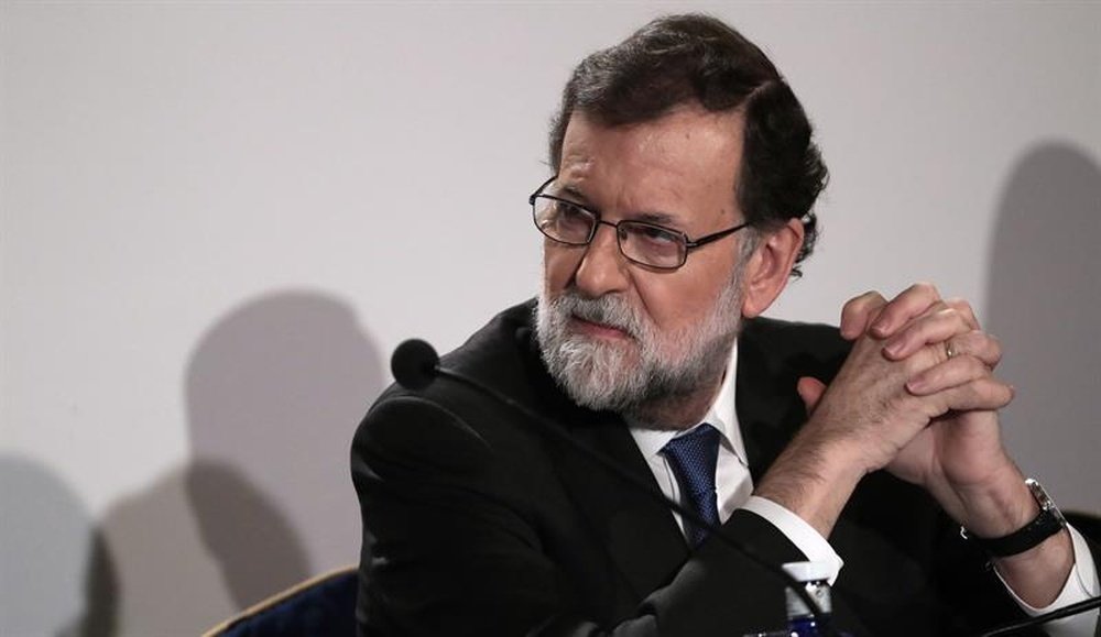 Rajoy felicitó a unos y apoyó a otros. EFE