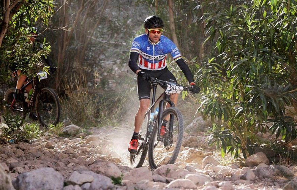 Luis Enrique participa en la BTT Costa Blanca Bike Race. EFE
