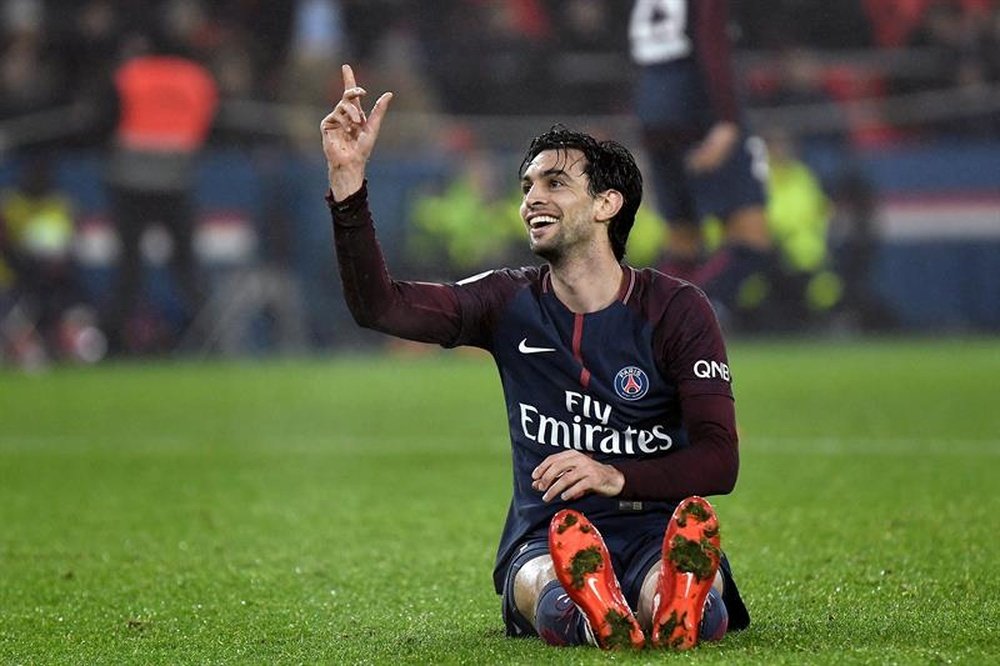 Pastore's demands could end his hopes of joining West Ham. EFE