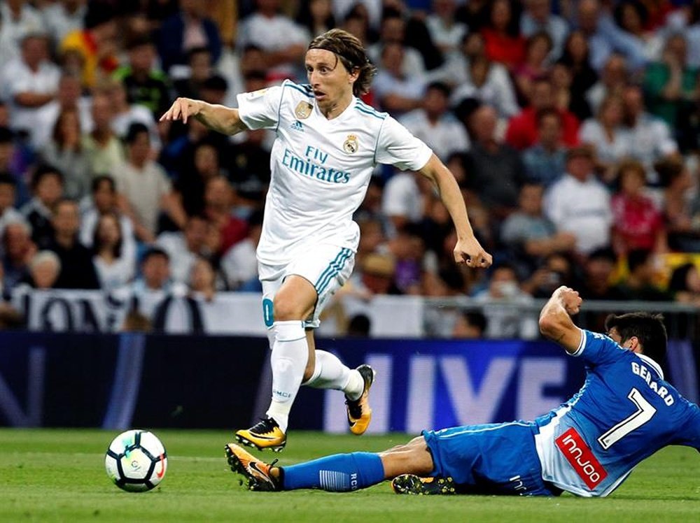 Modric sigue buscando los tres puntos partido tras partido. EFE/Archivo