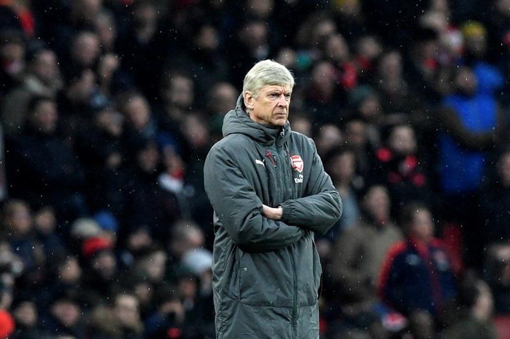 Wenger habló sobre la polémica de las simulaciones. EFE/Archivo