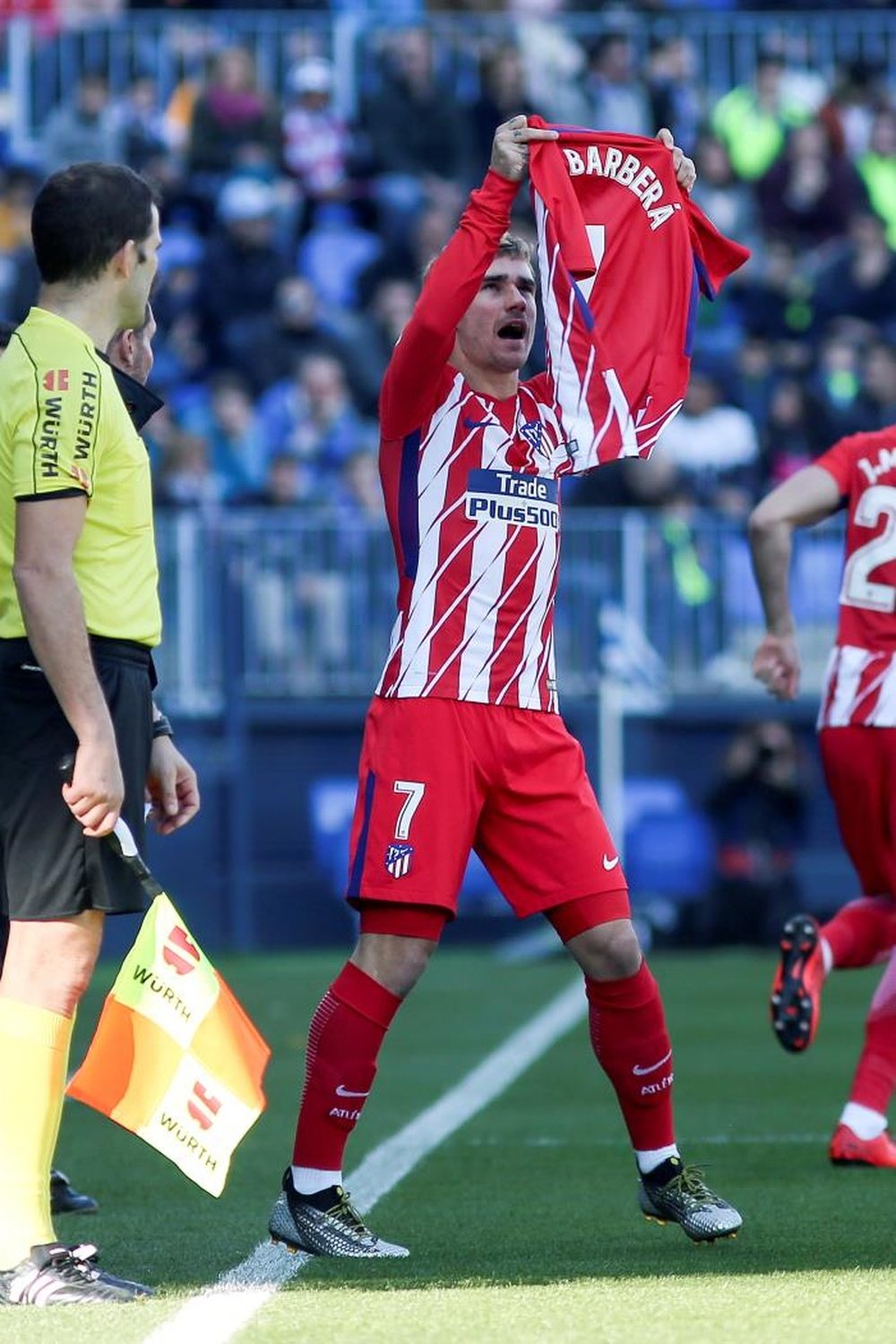 Antoine Griezmann le dedicó su gol a Nacho Barberá, el canterano del Alzira fallecido. EFE