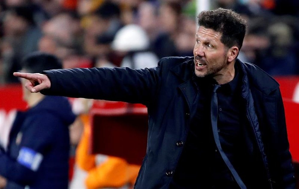 Simeone gained over a quarter of the votes. EFE