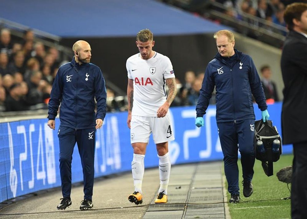 Tottenham are prepared to let Toby Alderweireld leave the club. EFE/Archive