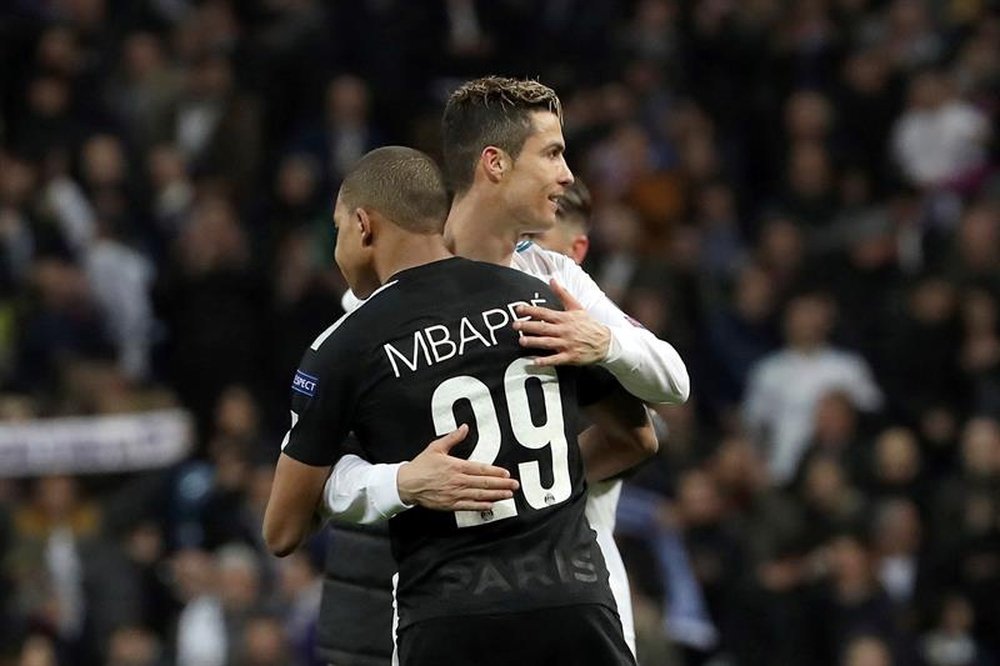Cristiano y Mbappé, protagonistas del gol. EFE