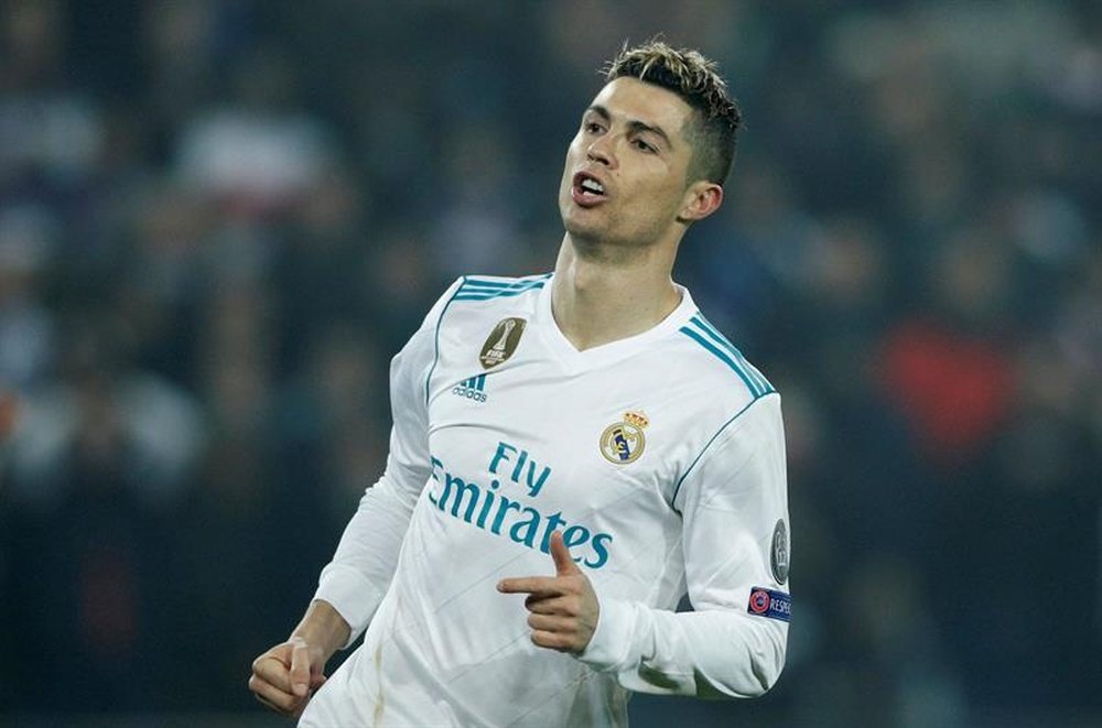 Cristiano Ronaldo vai ver o seu salário aumentado. EFE