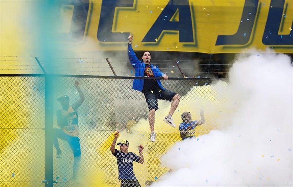 El fútbol levanta algo más que pasiones en Argentina. EFE/Archivo
