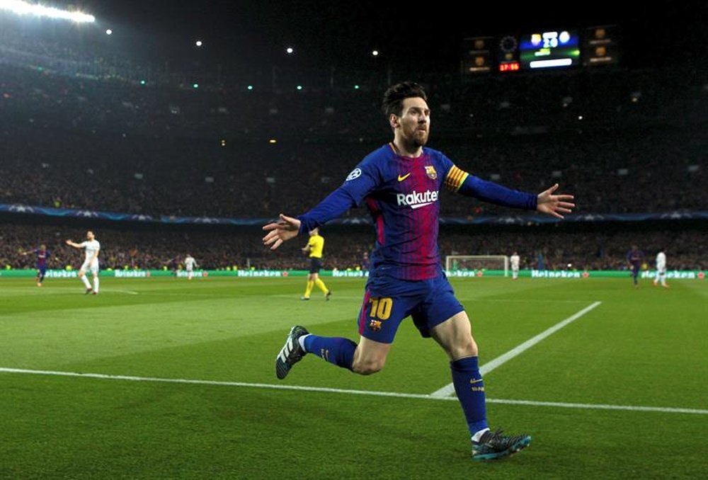 La star du FC Barcelone Lionel Messi après avoir marqué son 2e but face à Chelsea, le 14 mars 2018 au Camp Nou