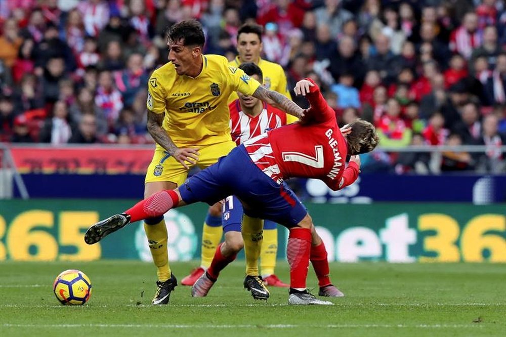 Peñalba se entrenó con sus compañeros con la mente puesta en el Madrid. EFE
