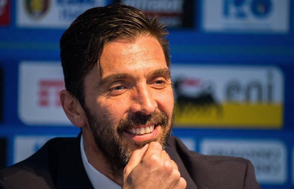 Buffon was asked football's most contentious question. EFE