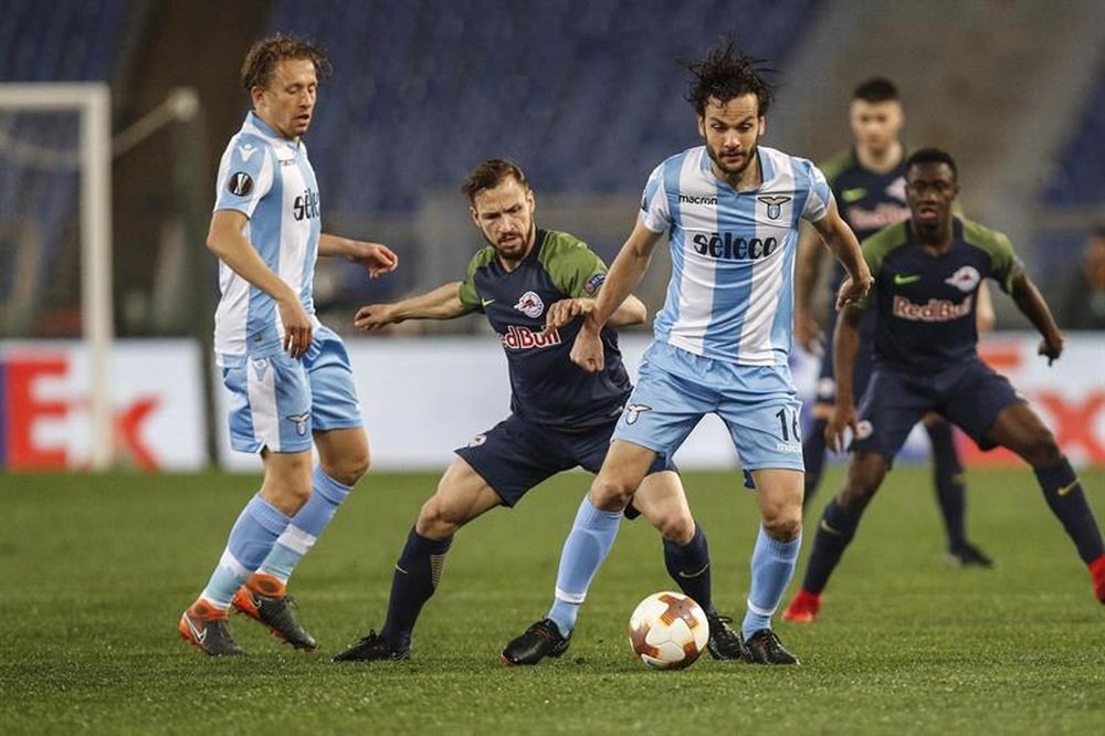 Lazio vence Salzburg em Roma. EFE