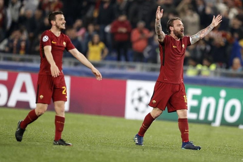 De Rossi reconoce que se sorprendió del triunfo 'red'. EFE