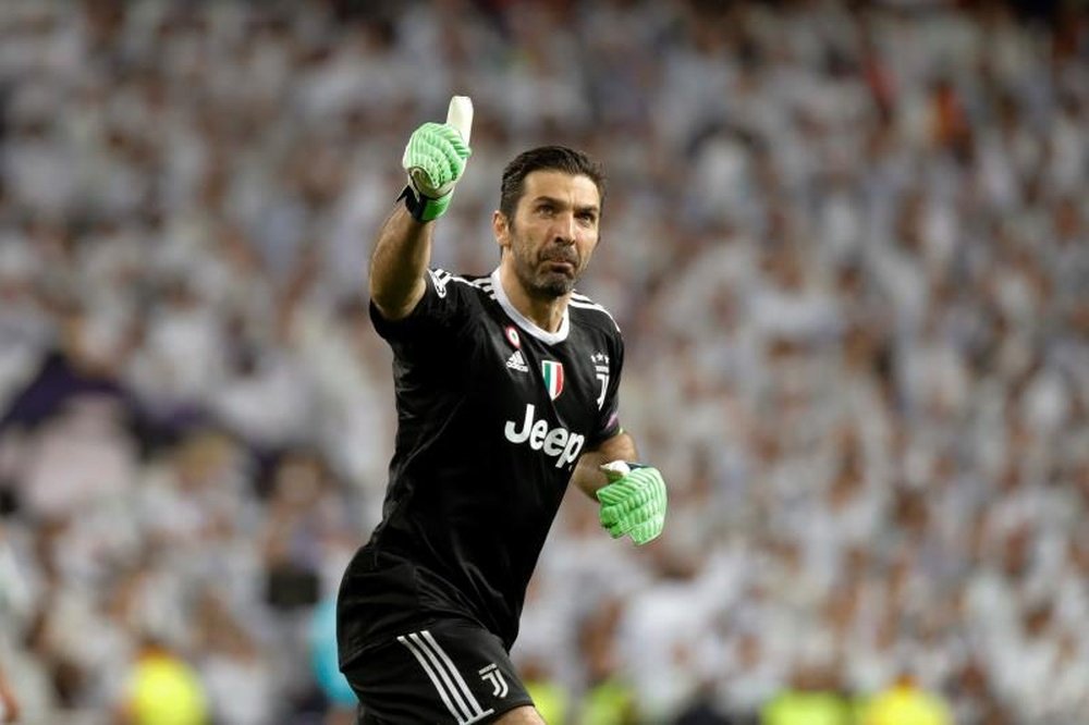 Buffon could swap Turin for Buenos Aires. EFE/Archive