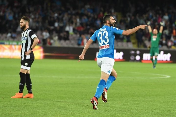 Problema fisico per Albiol: salta Napoli-Frosinone