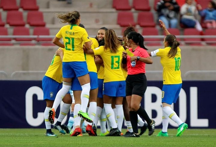 Brasil acaricia su séptima Copa América al vencer a Argentina