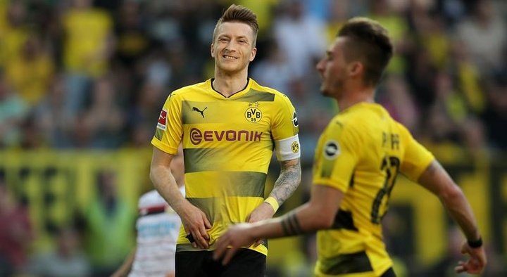 Borussia Dortmund vence para se isolar no terceiro lugar