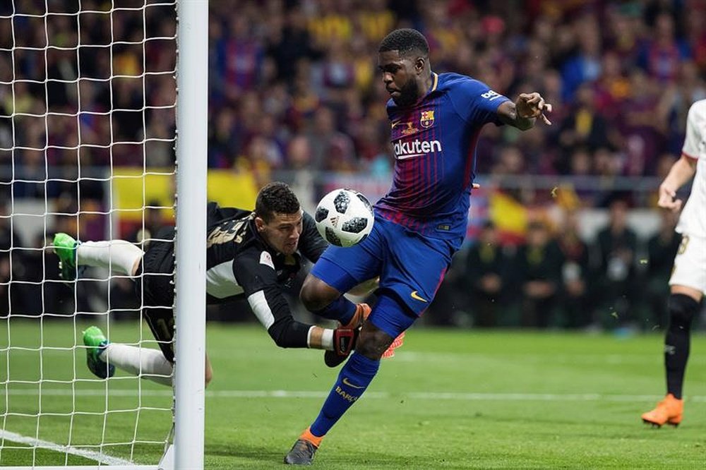 Barca want to sign Umtiti to a new deal. EFE