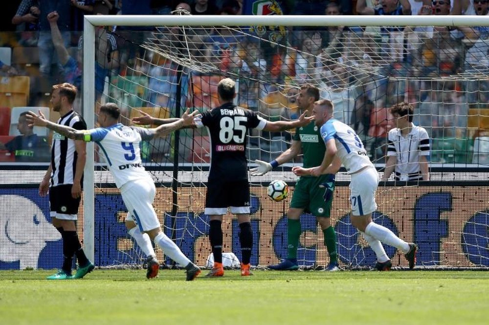 Inter celebra a vitória diante da Udinese. EFE
