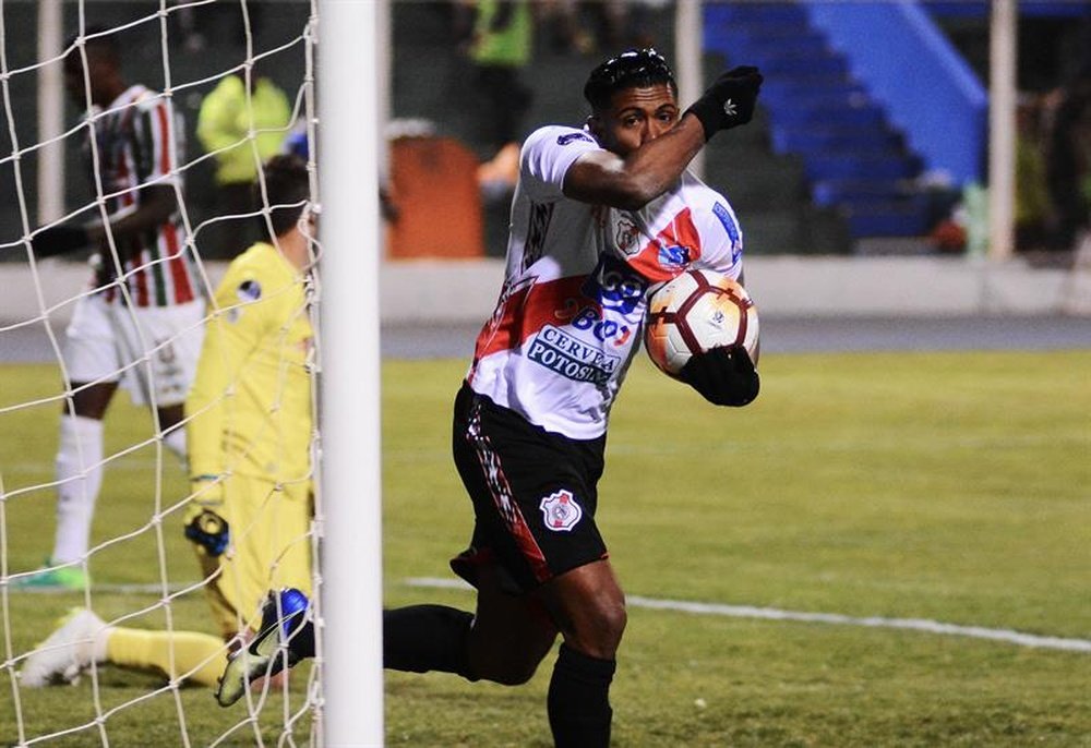 Cómo llegar al descanso con un 2-2 y terminar ganando 7-2. EFE