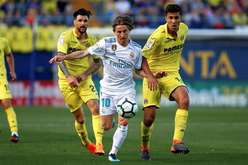 Soriano y otros compañeros podrían dejar el Villarreal. EFE