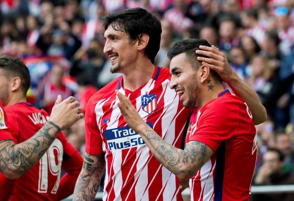 Savic could leave Diego Simeone's team for Chelsea or Juventus. EFE