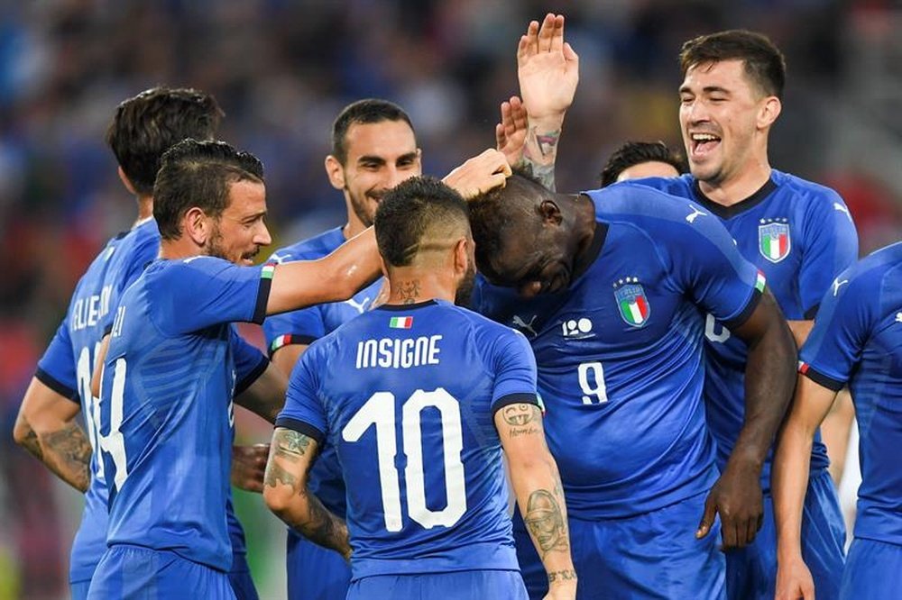 Mario Balotelli après son but face à l'Arabie Saoudite. EFE