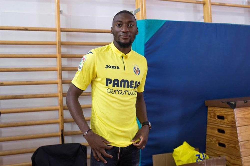 Ekambi, presentado como nuevo jugador del Villarreal. EFE