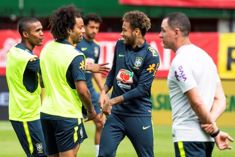 Neymar will start for Brazil for the first time since his operation. EFE/EPA/CHRISTIAN BRUNA