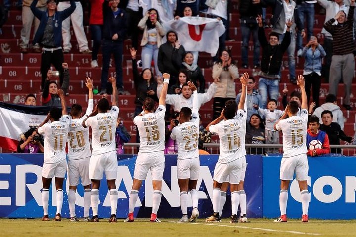 Liga de Quito se aleja de Barcelona
