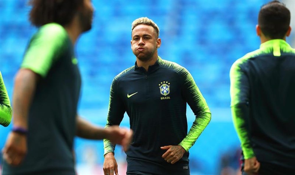 Neymar will start for Brazil despite his injury concerns. EFE