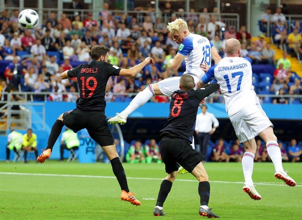 Islandia peleó hasta el final, pero Croacia superó a los nórdicos. AFP