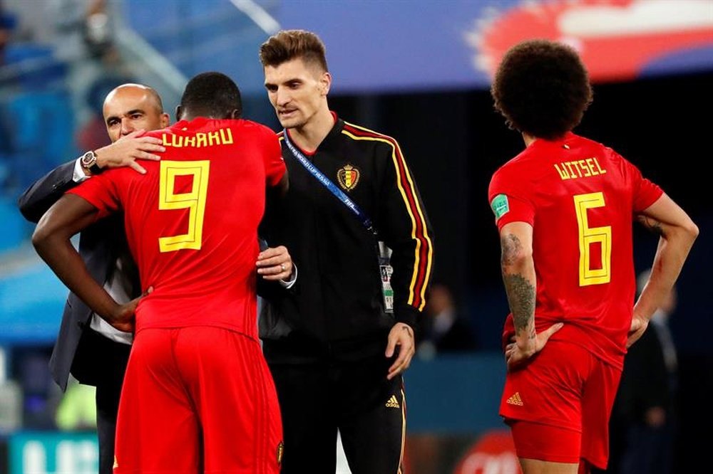 Le formazioni ufficiali di Islanda-Belgio. EFE